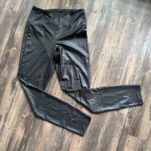 Black Faux Leather High-Waisted Leggings – Size S